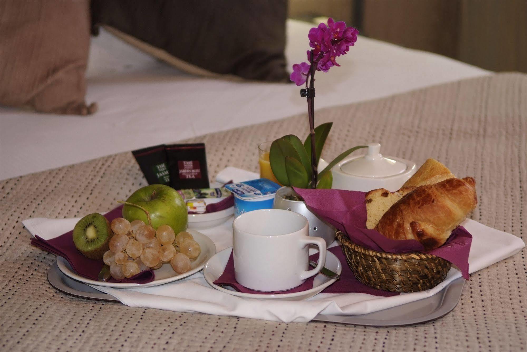 Hotel Gratte-Ciel Ariana Villeurbanne Luaran gambar