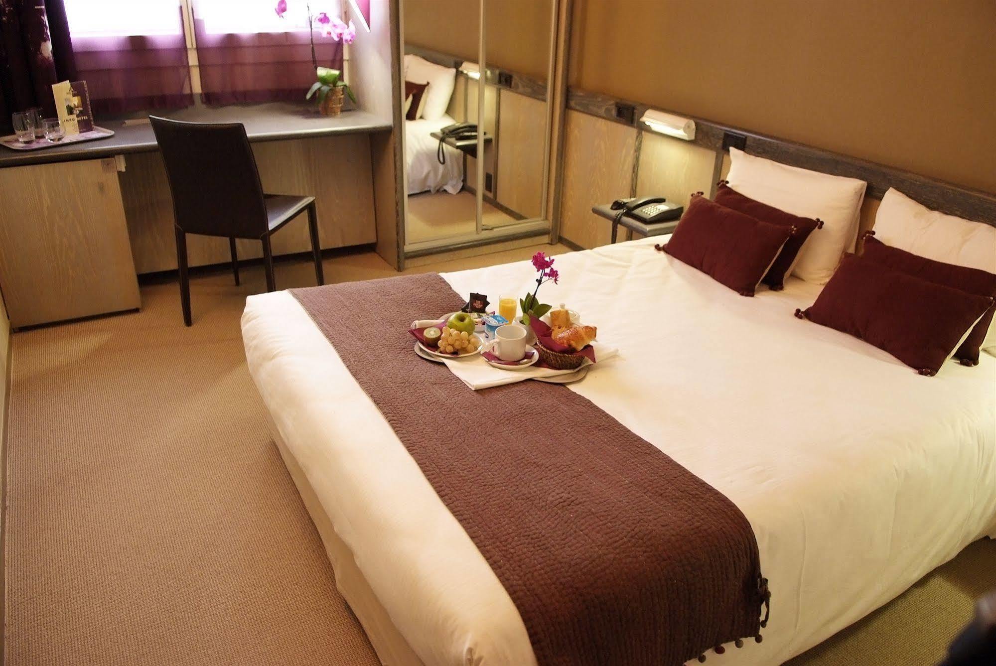 Hotel Gratte-Ciel Ariana Villeurbanne Luaran gambar