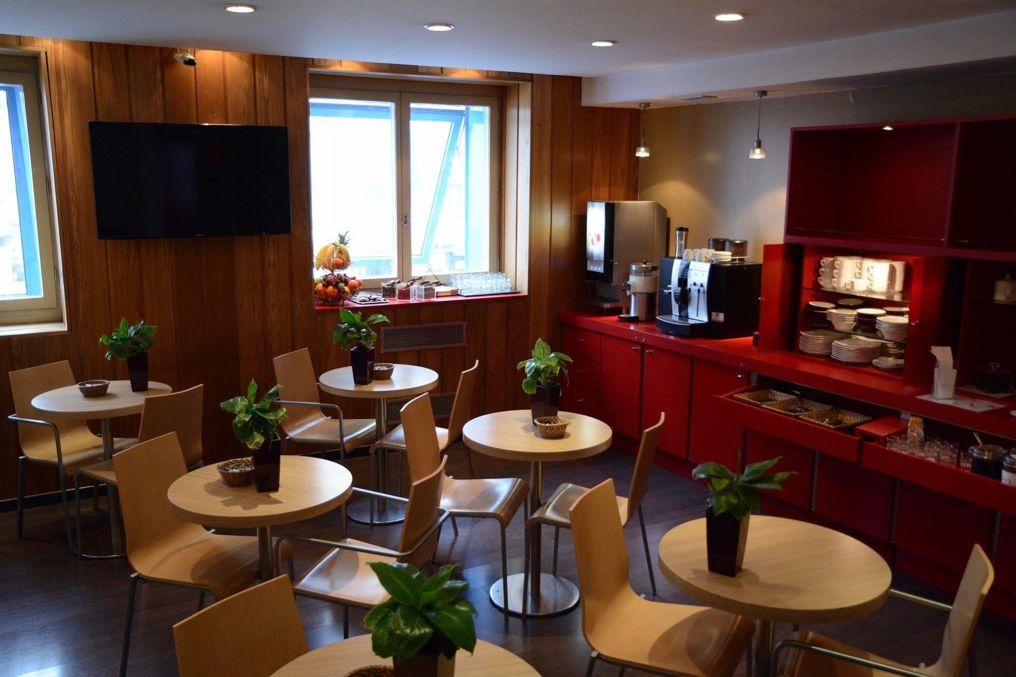 Hotel Gratte-Ciel Ariana Villeurbanne Luaran gambar